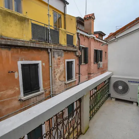 Locazione Turistica Calle Delle Ancore *